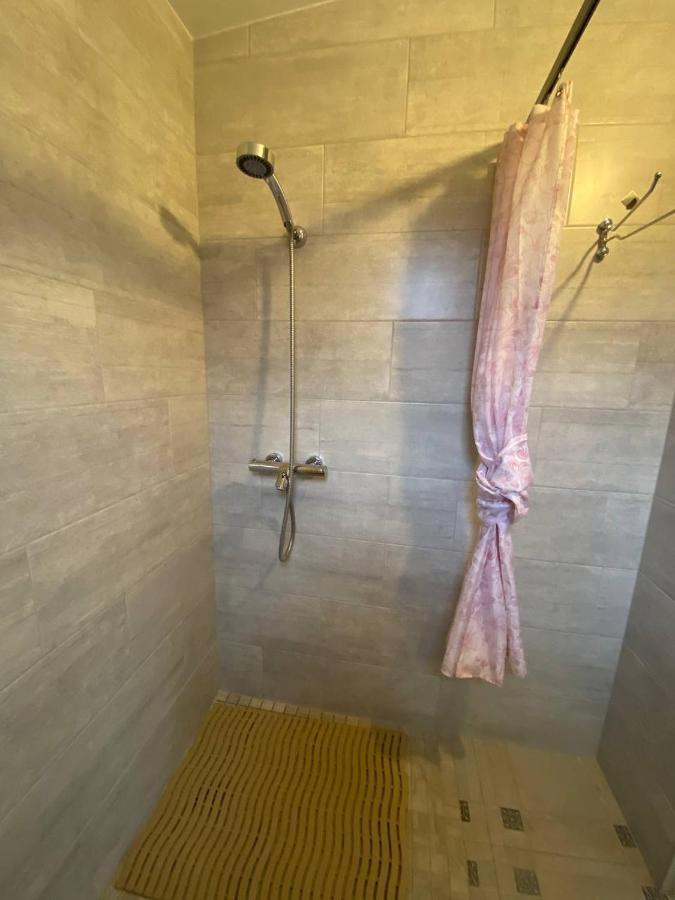 Sweethome Limbazi Luaran gambar
